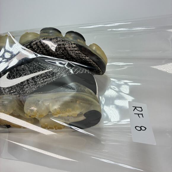 Nike Air VaporMax Flyknit 3 Oreo Running Shoes Sneakers AJ6910-001 Womens Sz 8.5 - Picture 10 of 10